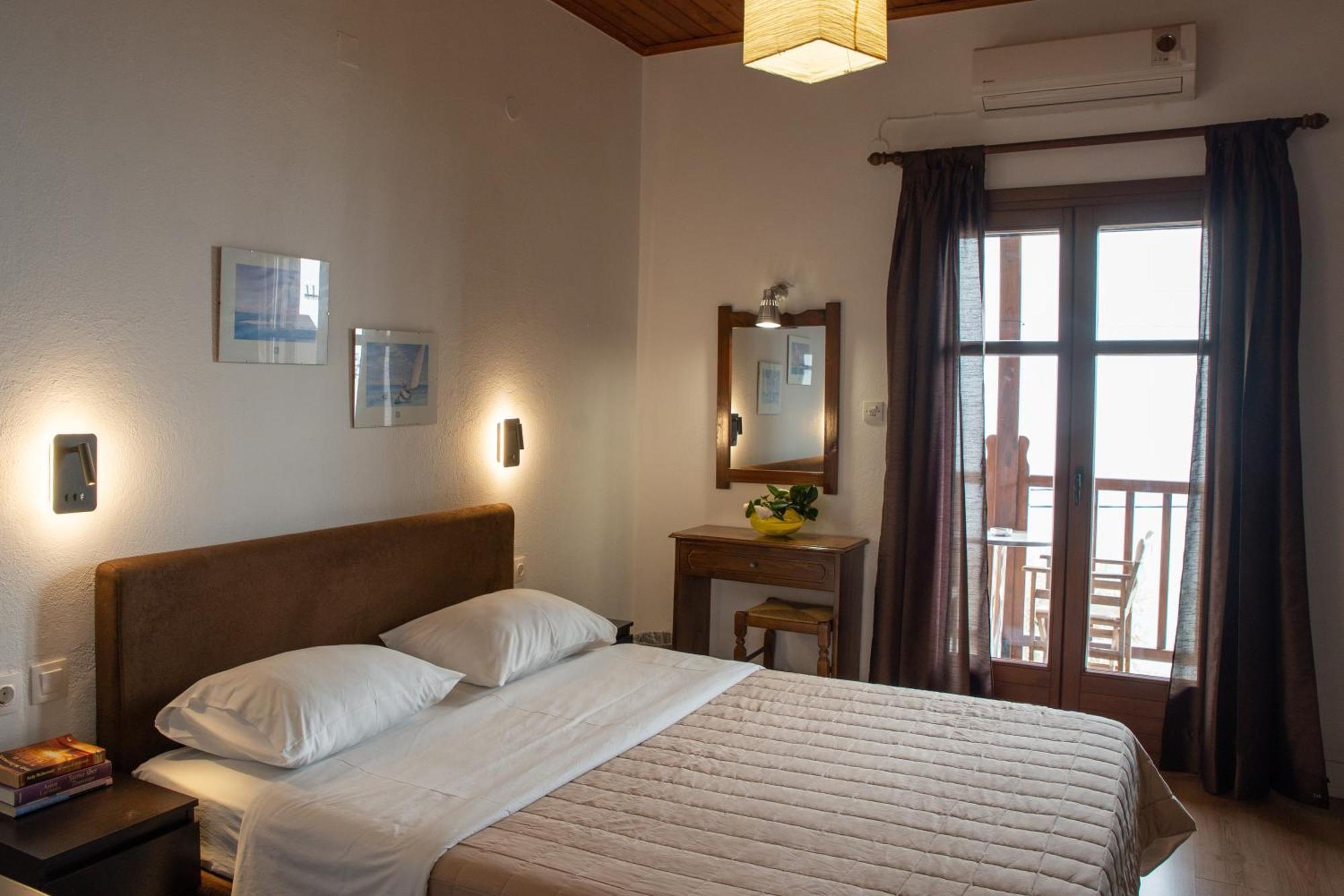 Hotel Cleopatra Chorefton Extérieur photo