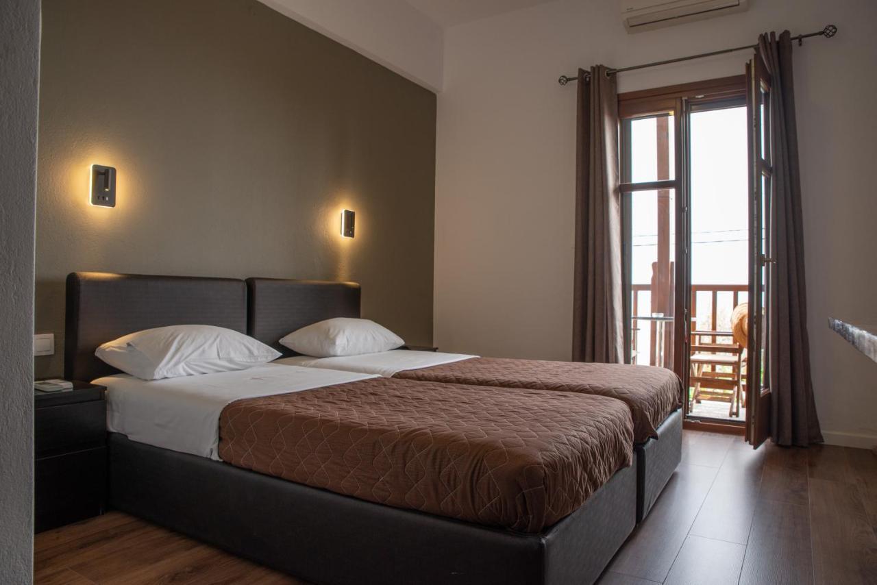 Hotel Cleopatra Chorefton Extérieur photo