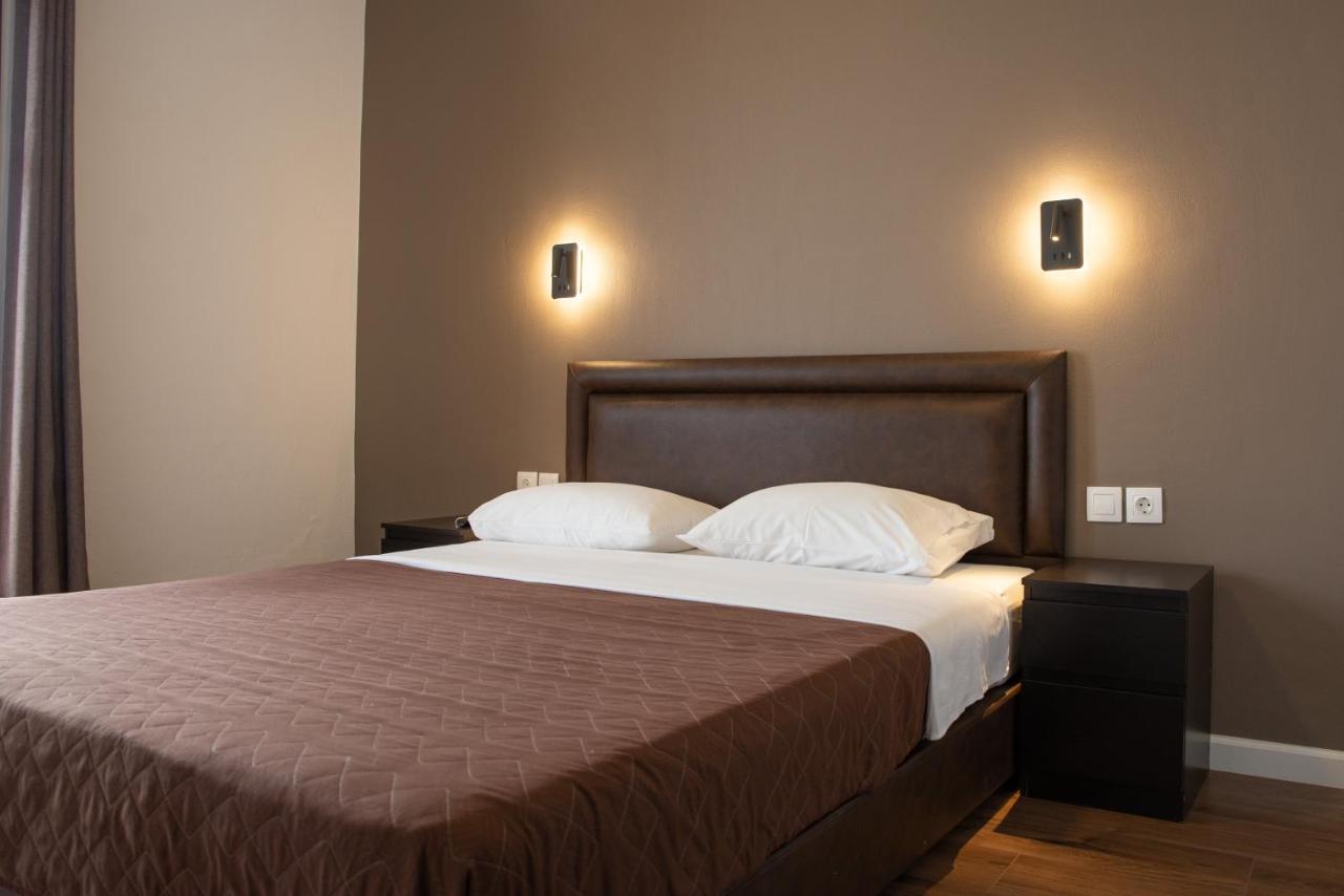 Hotel Cleopatra Chorefton Extérieur photo