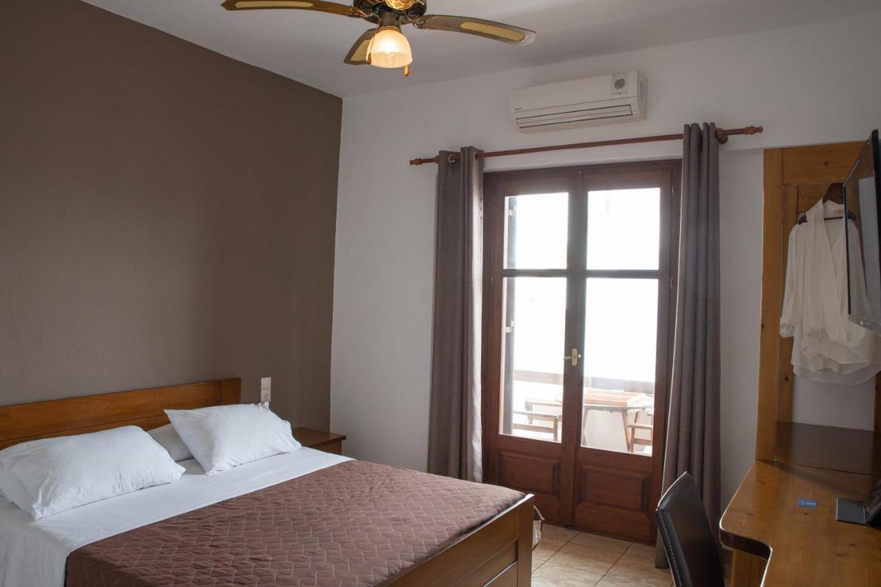 Hotel Cleopatra Chorefton Extérieur photo